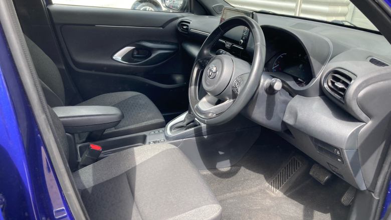 Toyota Yaris Cross 1.5 Hybrid Design 5dr CVT Hybrid Estate